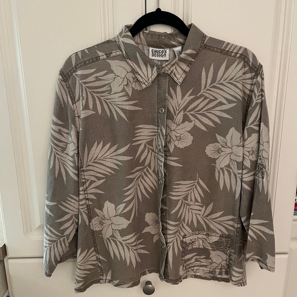 Tropical Linen Blouse - Picture 2 of 4